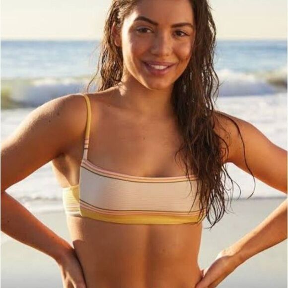 Billabong Other - New!‎ Billabong tanlines strped bralette bikini top, size M
